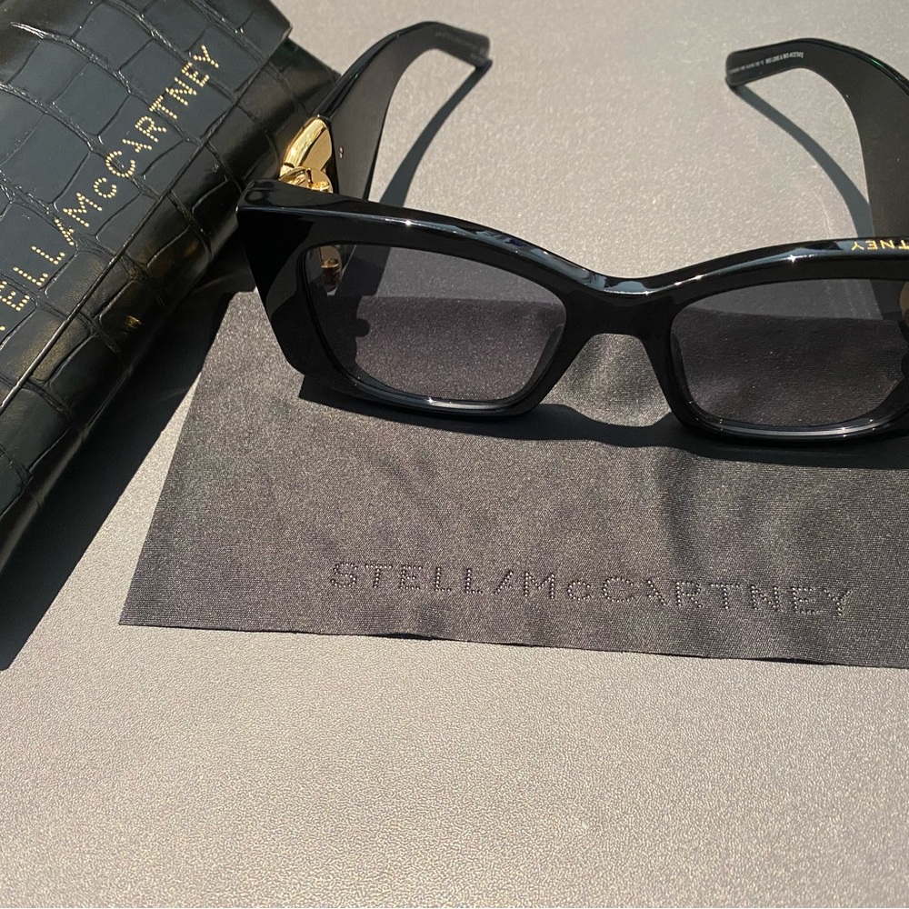 COPY - NWT - Stella McCartney Falabella Butterfly Sunglasses